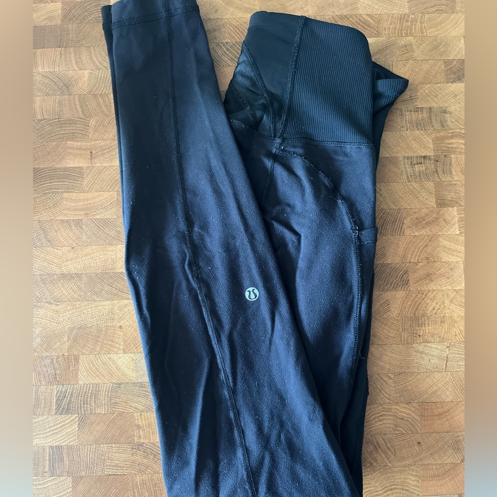 Women’s full length Lululemon black leggings